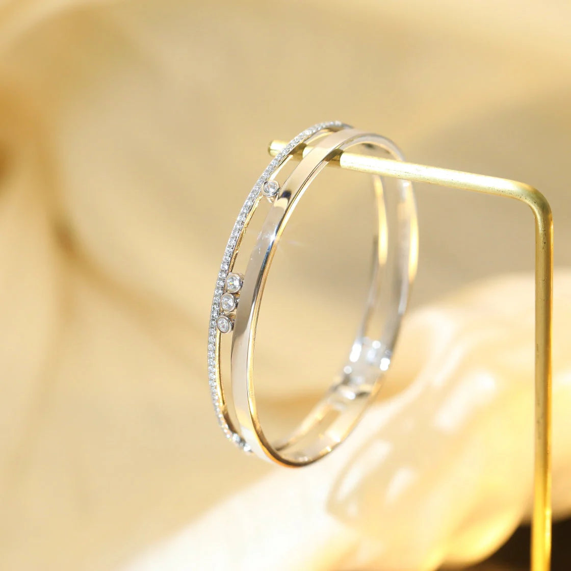 [Am Jewelry]Move Romane Diamond Bangle Bracelet