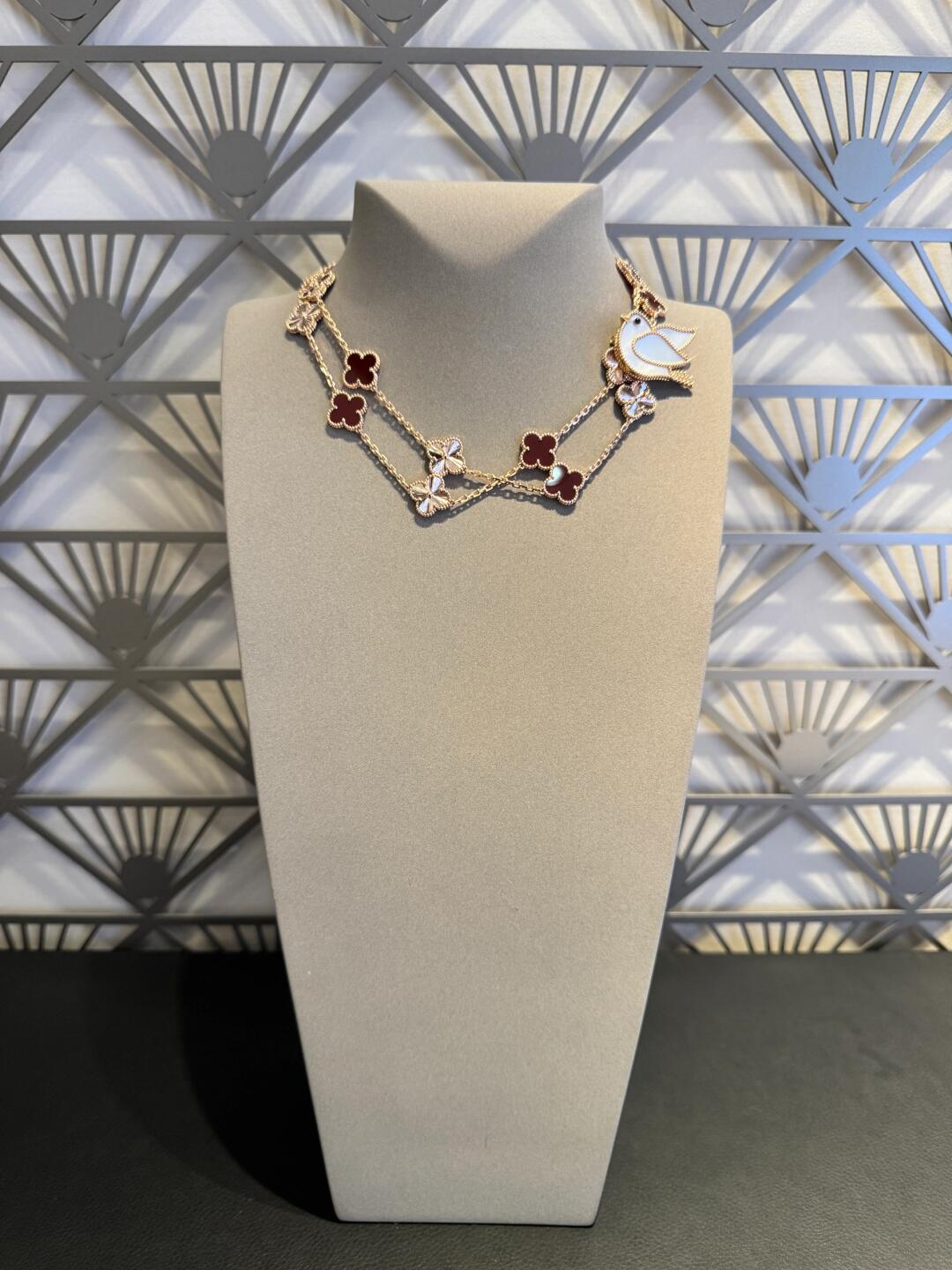 [Am jewelry]CLOVER 20 MOTIFS LASER CARNELIAN NECKLACE