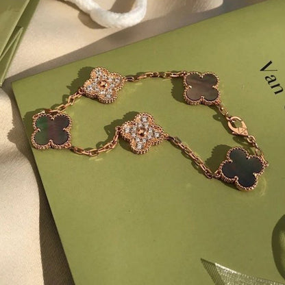 [Am jewelry] CLOVER 5 MOTIF GRAY MOP BRACELET COLLECTION