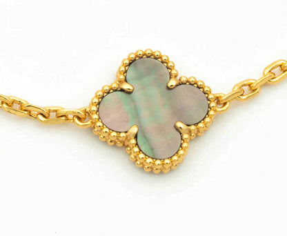 [Am jewelry] CLOVER 5 MOTIF GRAY MOP BRACELET COLLECTION