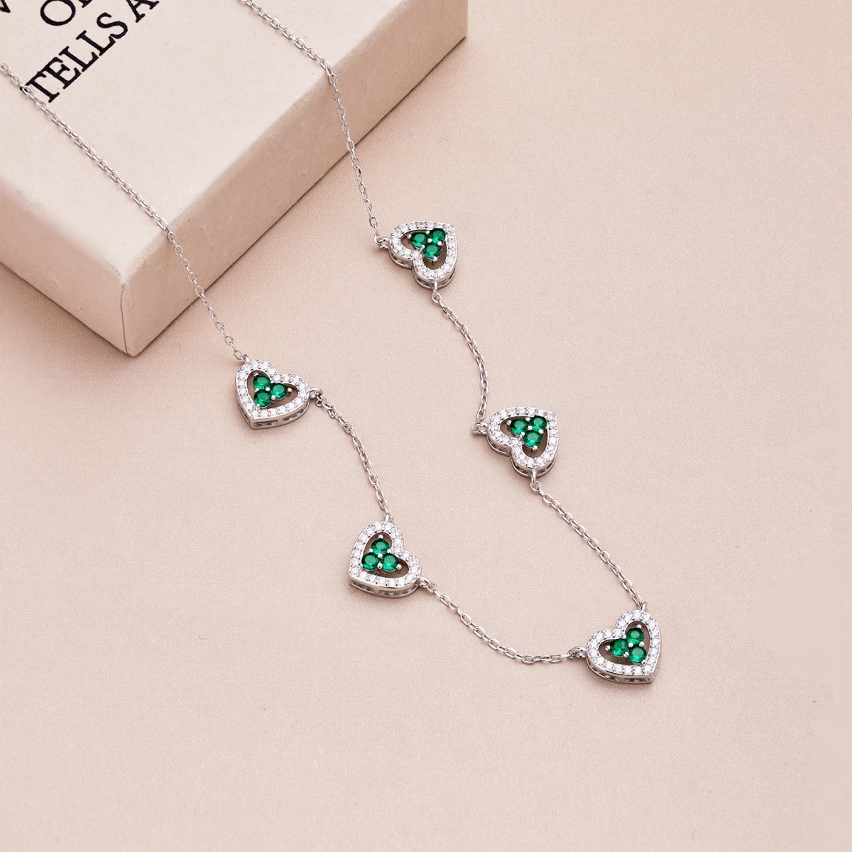 [Am jewelry]Sparkling Five Heart Necklace