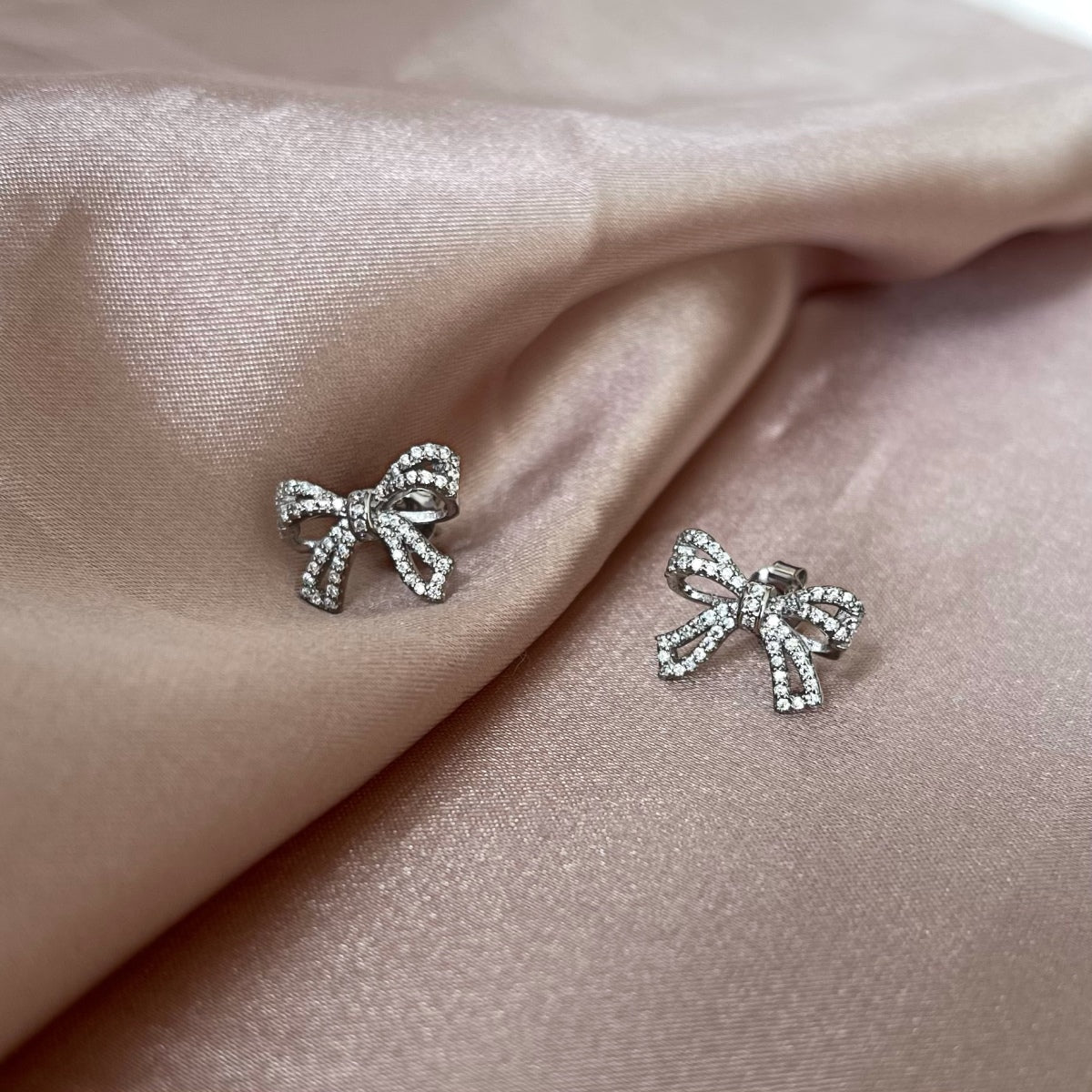 [Am jewelry]Dainty Bow Shape Earrings