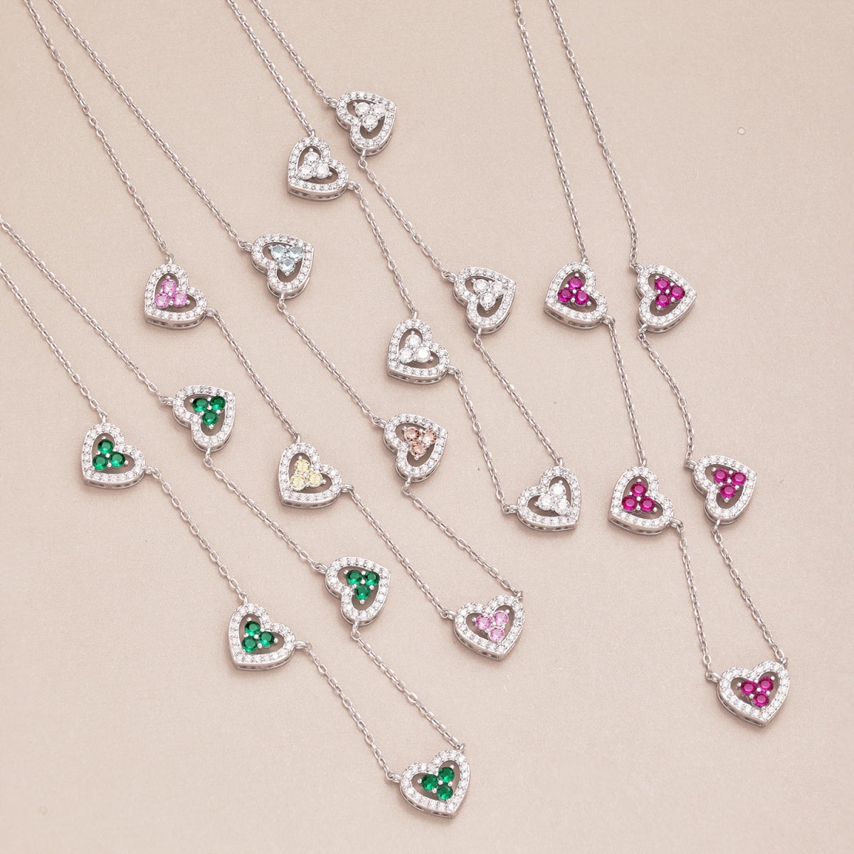 [Am jewelry]Sparkling Five Heart Necklace