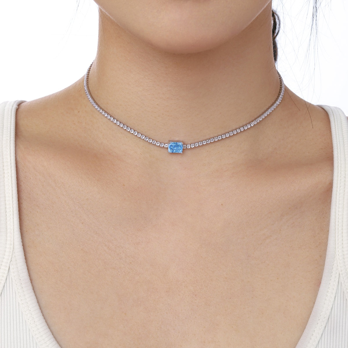 [Am jewelry]2.0 carat Ornate Emerald Cut Necklace