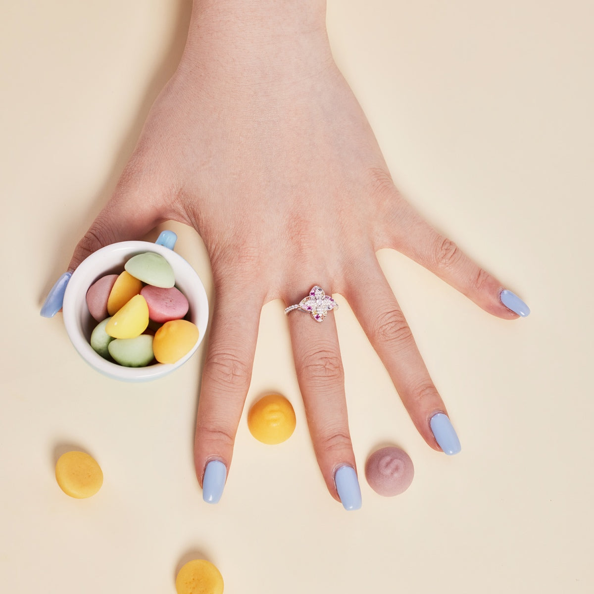 [Am jewelry]Luxurious Colorful Flower Shape Banquet Ring