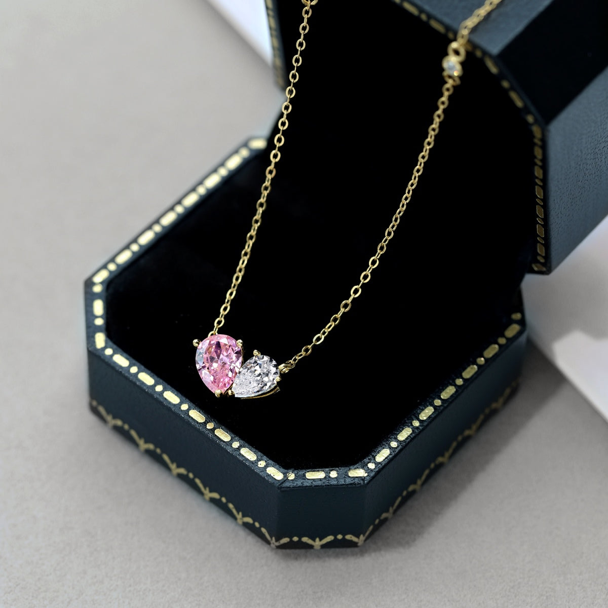[Am jewelry]Unique Heart Shape Necklace