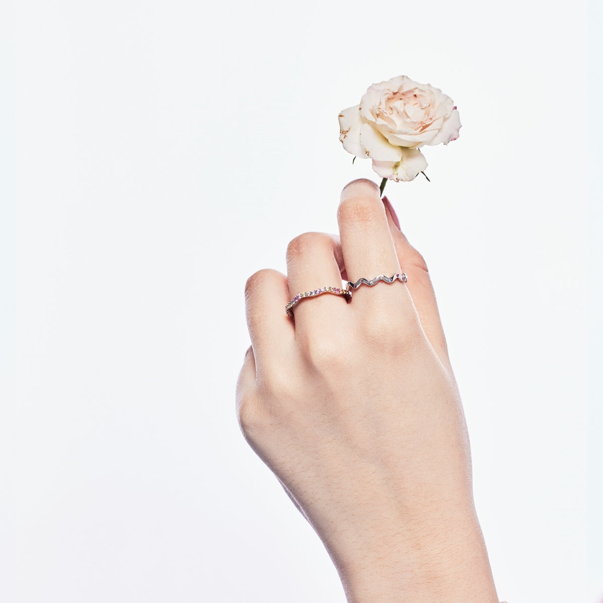 [Am jewelry]Ornate Vibrant Round Cut Daily Ring