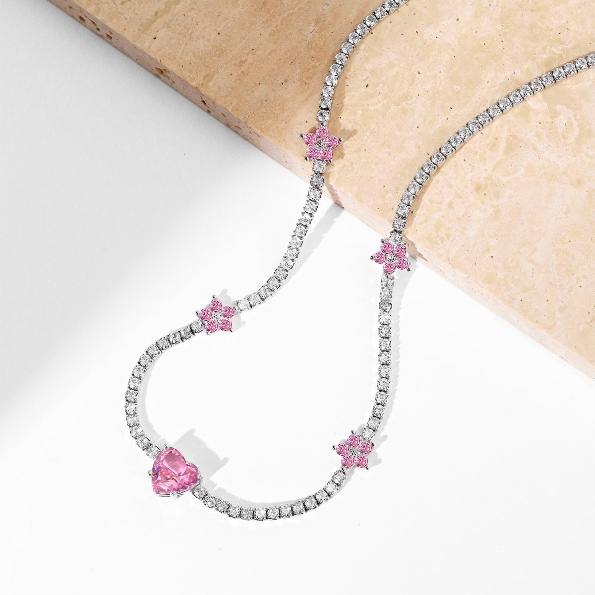 [Am jewelry]Dazzling Pink Heart Flower Necklace