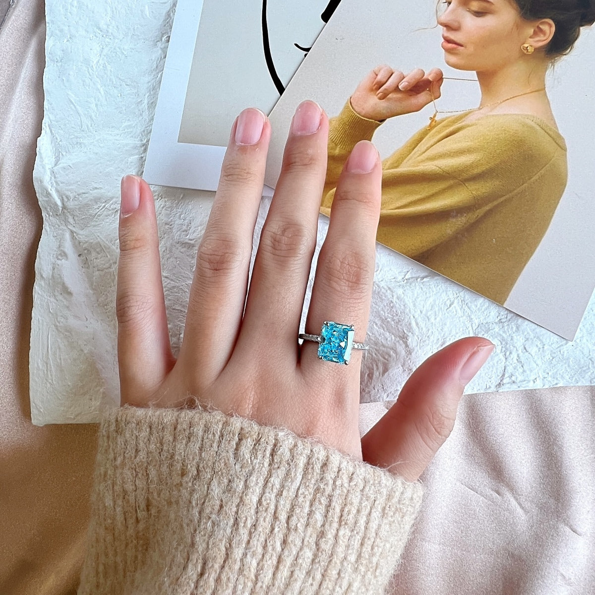 [Am jewelry]4.0 Carat Luxurious Engagement Ring