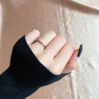 [Am jewelry]Delicate Sparkling Round Cut Daily Ring