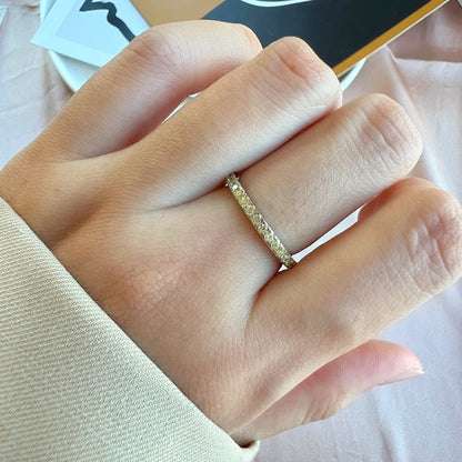 [Am jewelry]Delicate Sparkling Round Cut Daily Ring