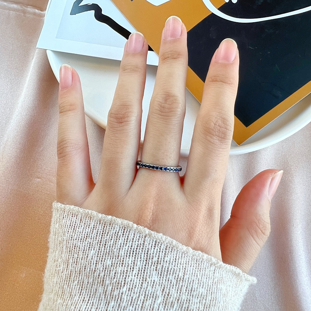 [Am jewelry]Delicate Sparkling Round Cut Daily Ring