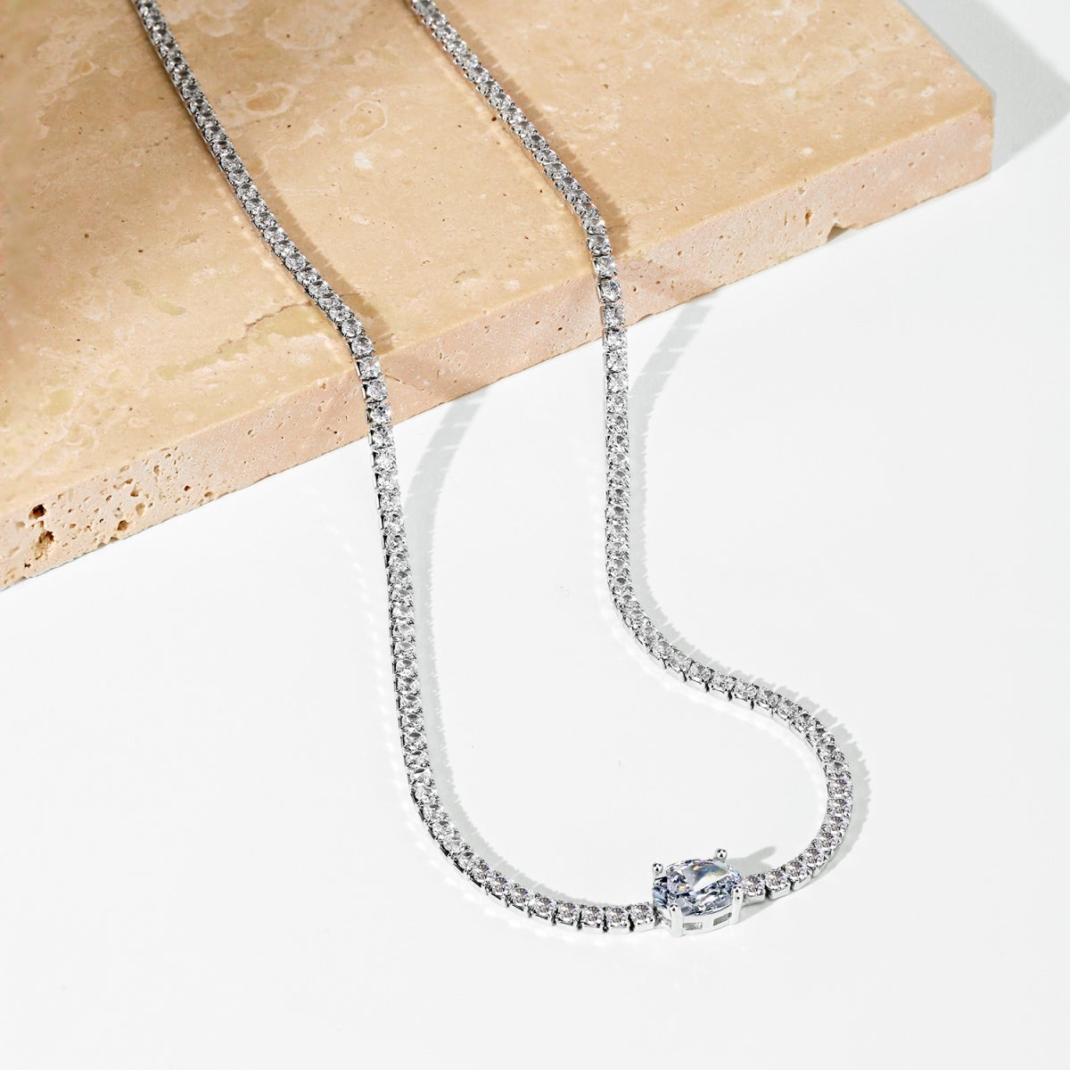 [Am jewelry]1.0 Carat Shining Oval Cut Necklace