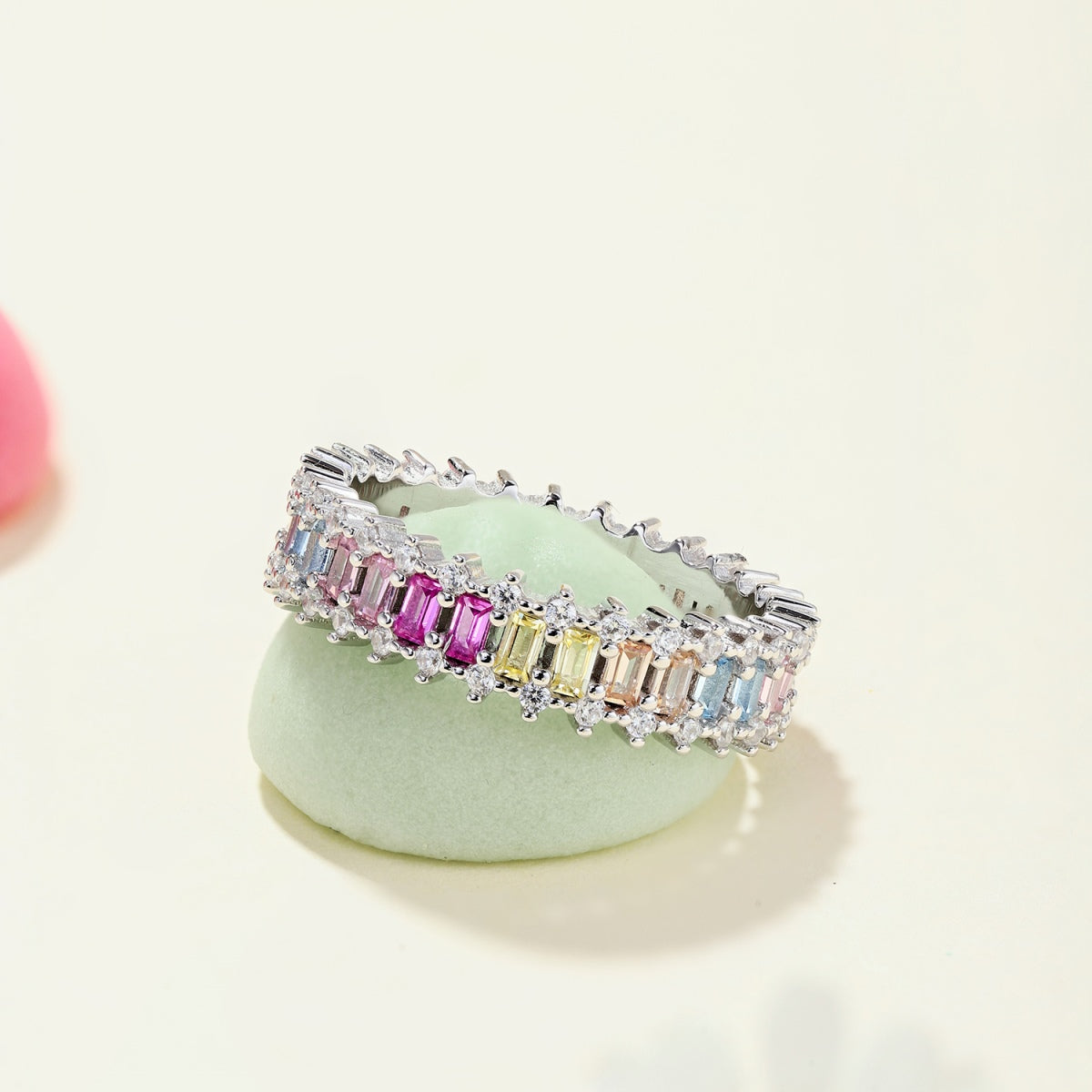 [Am jewelry]Splashy Ornate Emerald Cut Cocktail Ring