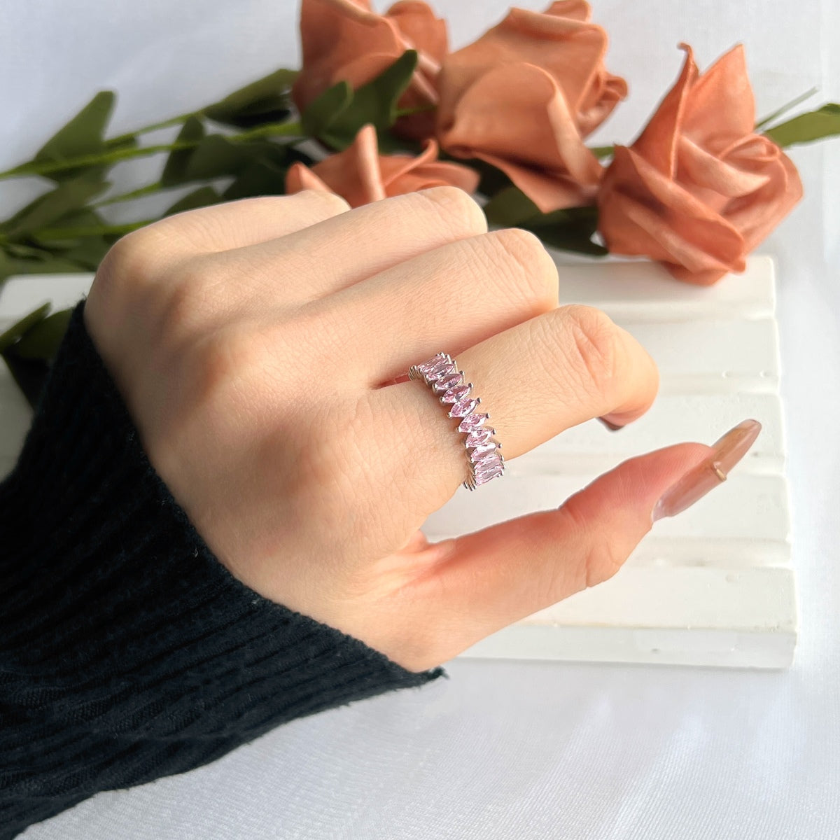 [Am jewelry]Gorgeous Marquise Cut Tennis Ring