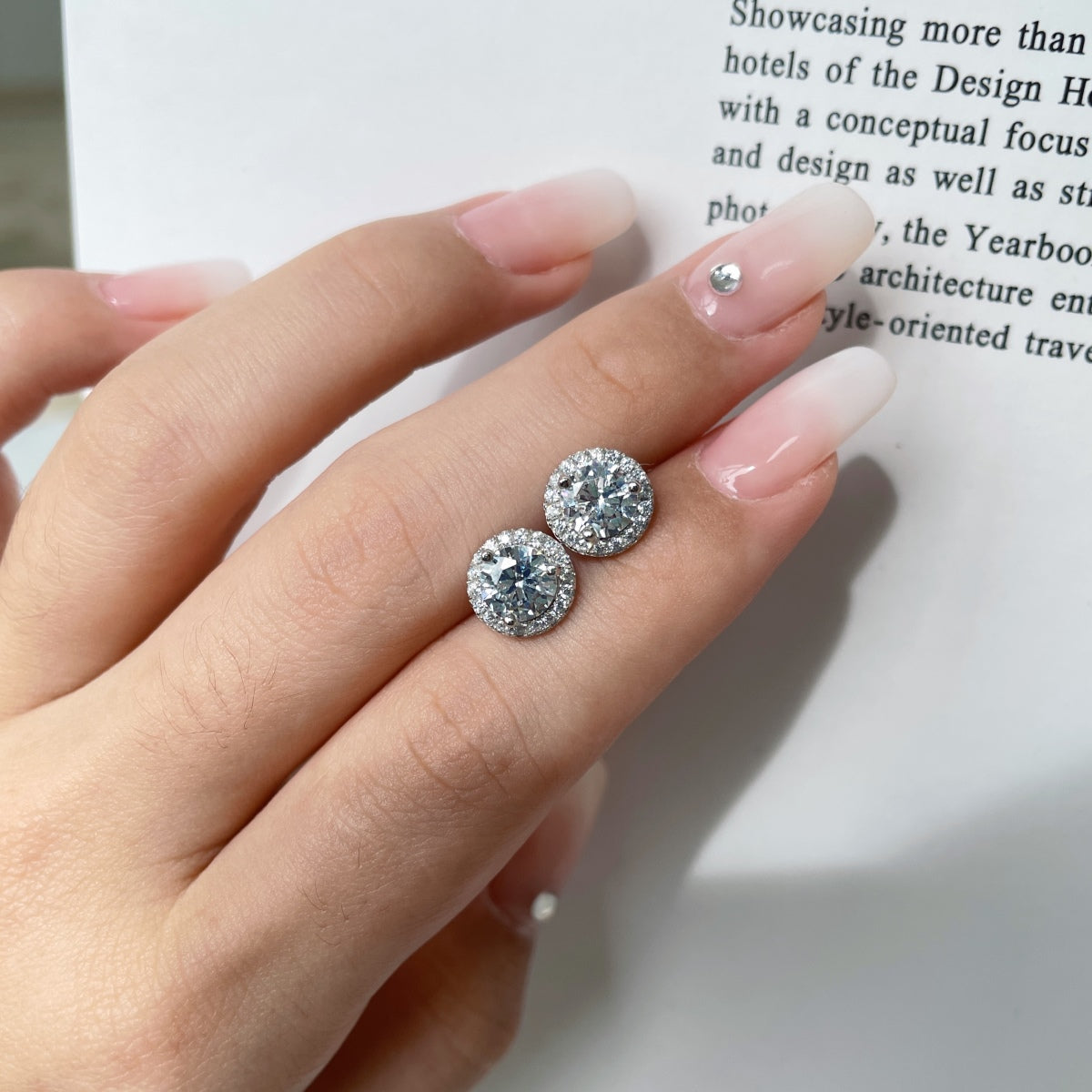 [Am jewelry]Classic Princess Round Shape Earrings