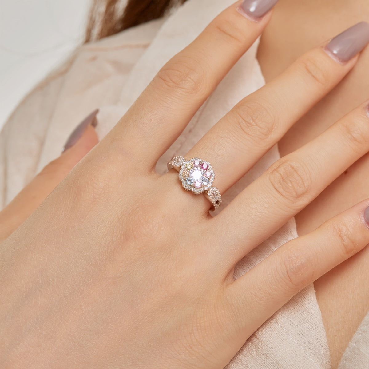 [Am jewelry]Delicate Colorful Round Cut Flower Shape Wedding Ring