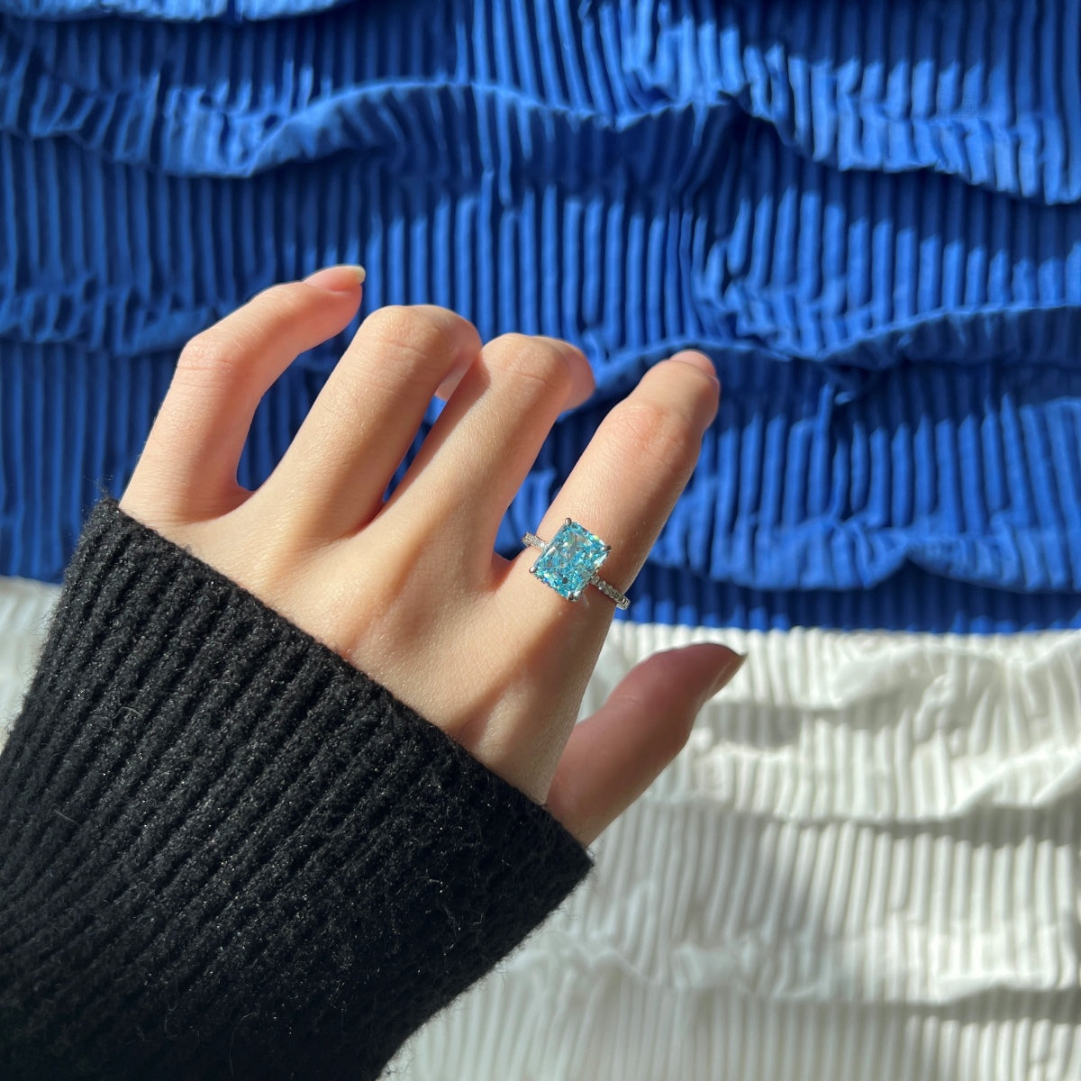 [Am jewelry]4.0 Carat Luxurious Engagement Ring