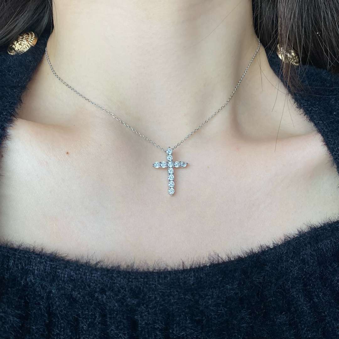[Am jewelry]Unique Cross Shape Necklace
