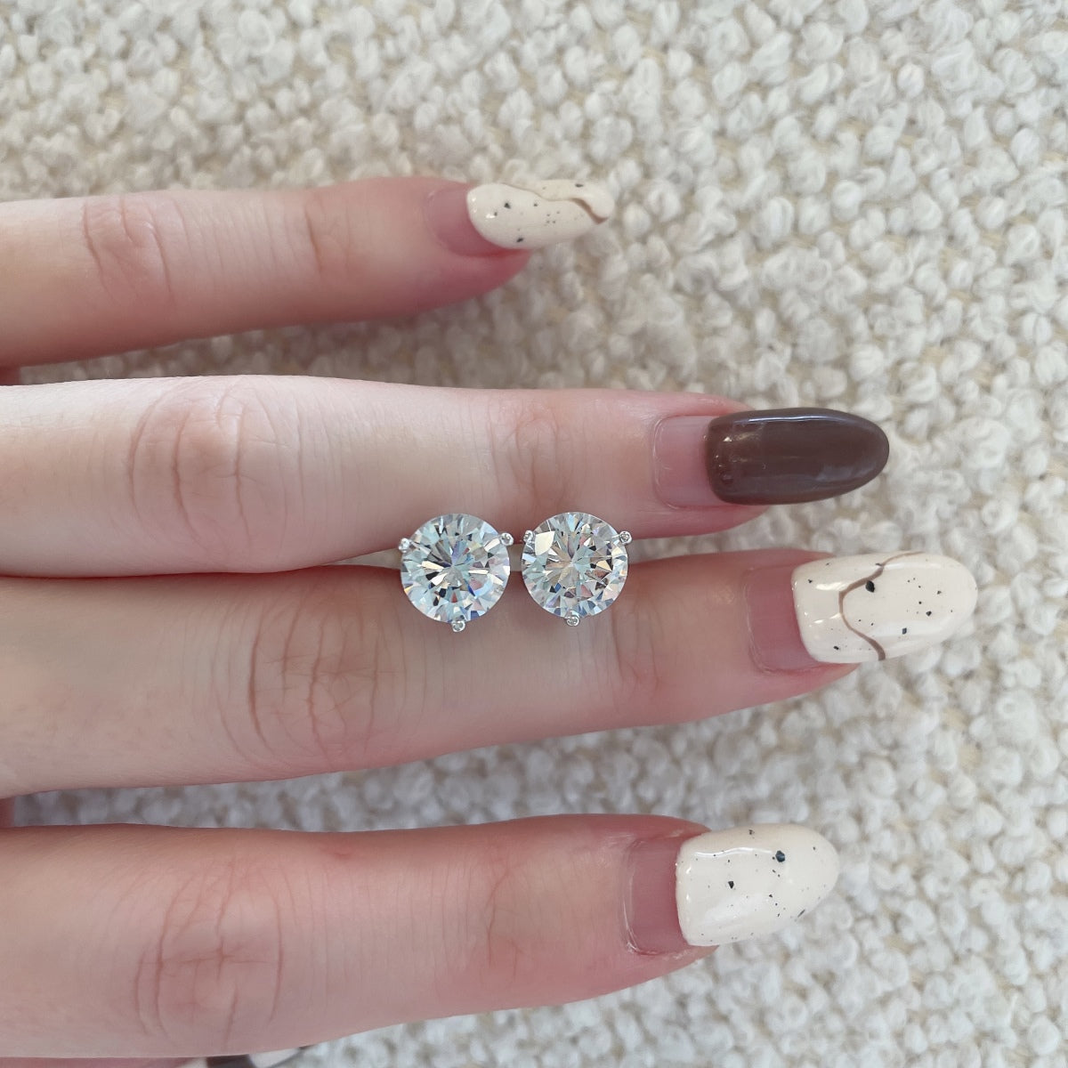 [Am jewelry]Dainty Round Shape Earrings