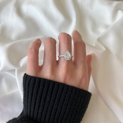 [Am jewelry]1.0 Carat Luxurious Resplendent Water Drop Shape Wedding Ring