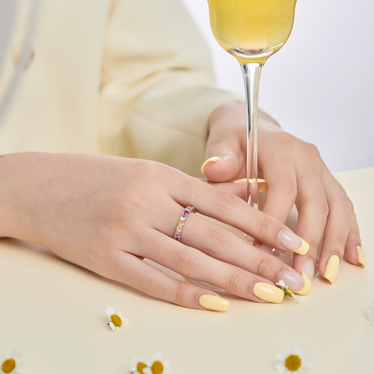 [Am jewelry]Dazzling Lustrous Round Cut Tennis Ring