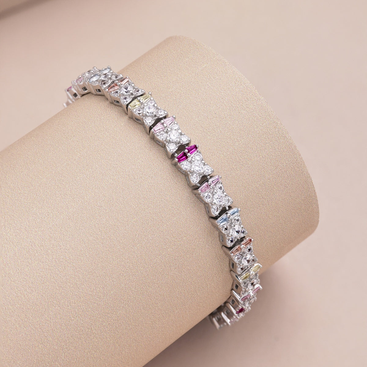 [Am jewelry]Unique Colorful Flower Shape Daily Bracelet