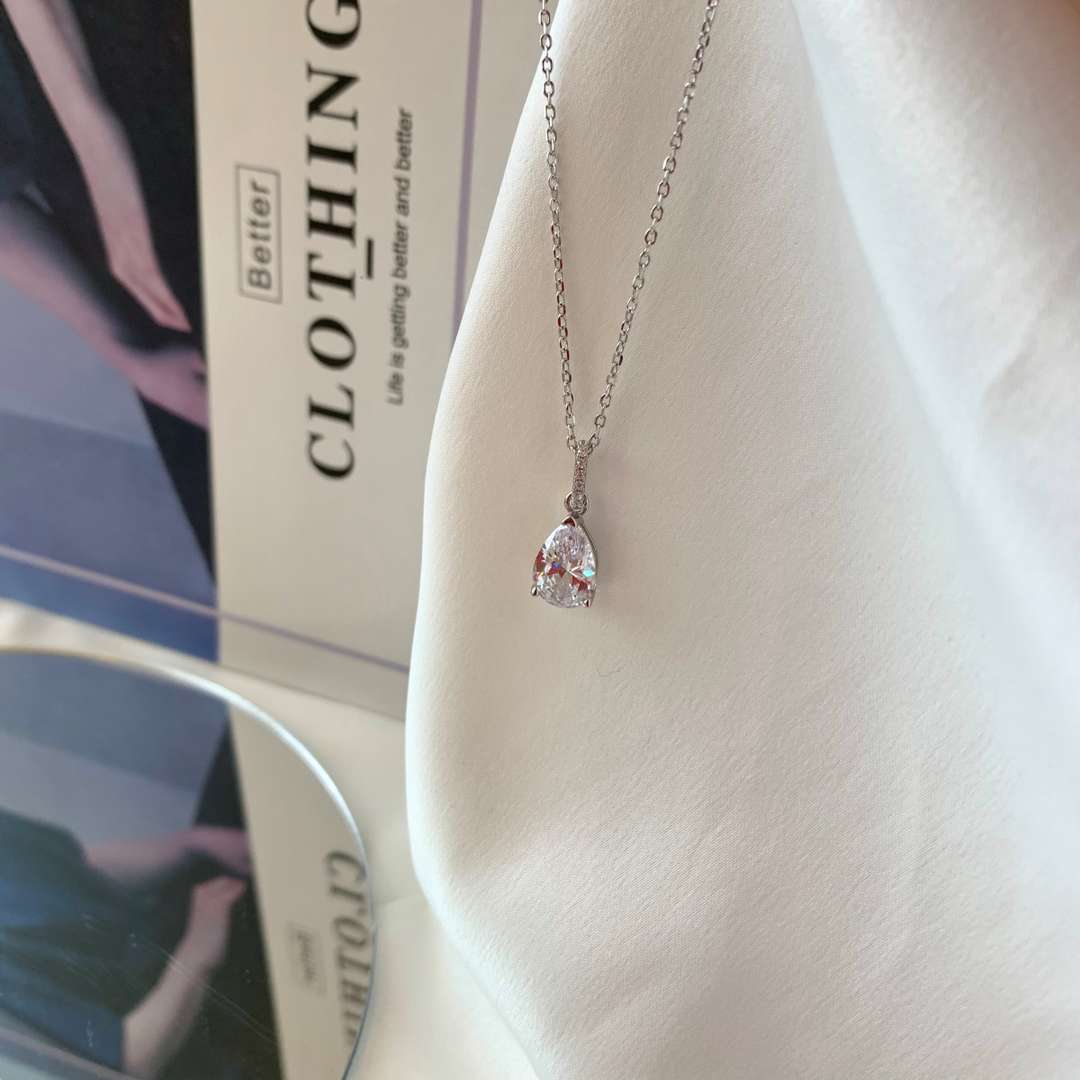 [Am jewelry]Delicate Water Drop Shape Fashion Necklace