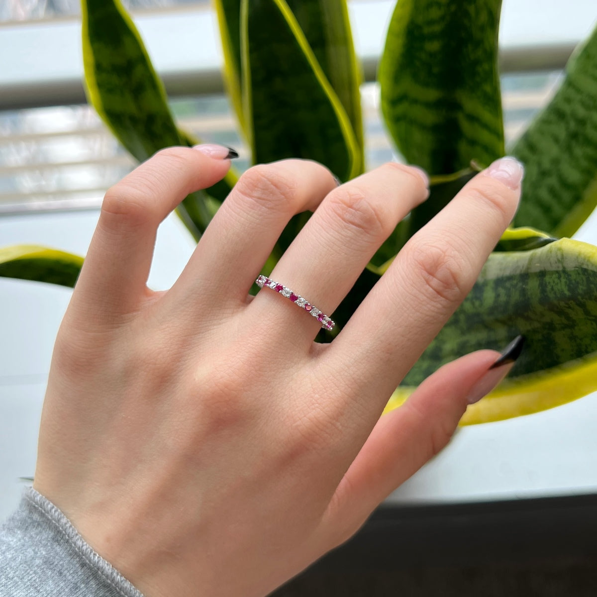 [Am jewelry]Exquisite Colorful Round Cut Tennis Ring
