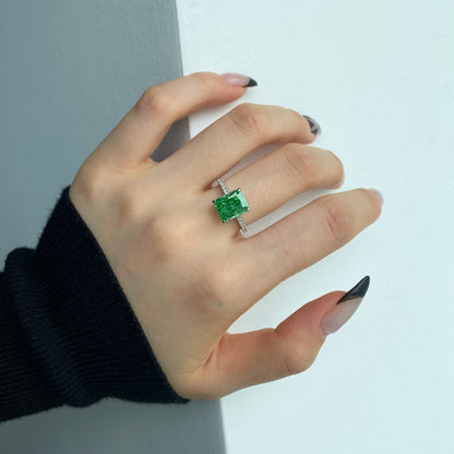 [Am jewelry]4.0 Carat Luxurious Engagement Ring