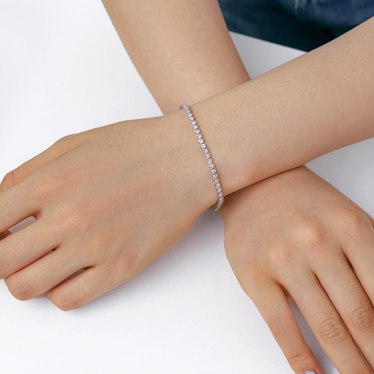 [Am jewelry]Dazzling Sparkling Round Cut Daily Bracelet
