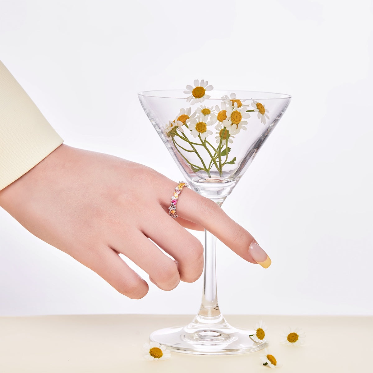 [Am jewelry]Dazzling Polychromatic Multi cut Daily Ring