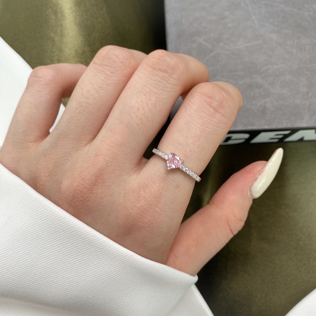 [Am jewelry]0.5 Carat CaratEternity Charming Heart Shape Lover Ring