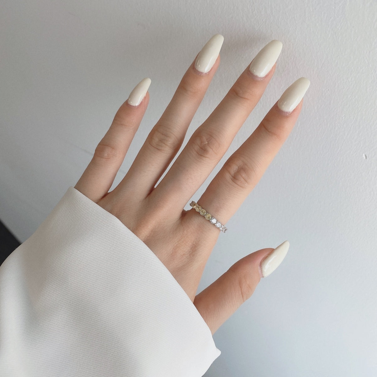 [Am jewelry]Sparkling Round Cut Tennis Ring
