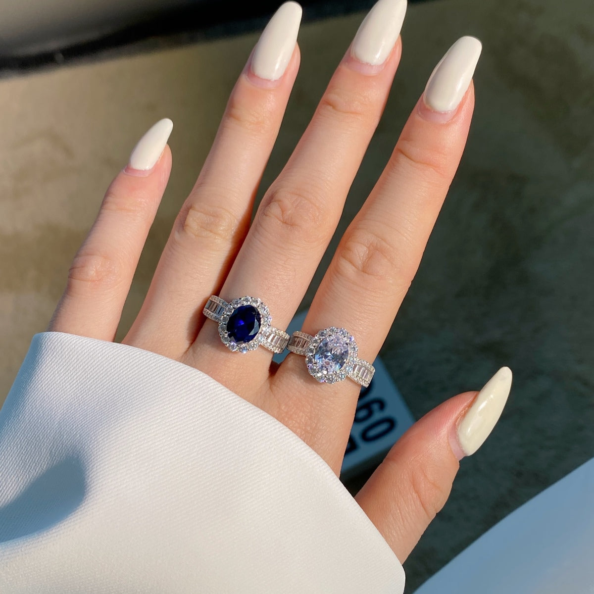 [Am jewelry]1.5 Carat Dazzling Charming Oval Cut Banquet Ring
