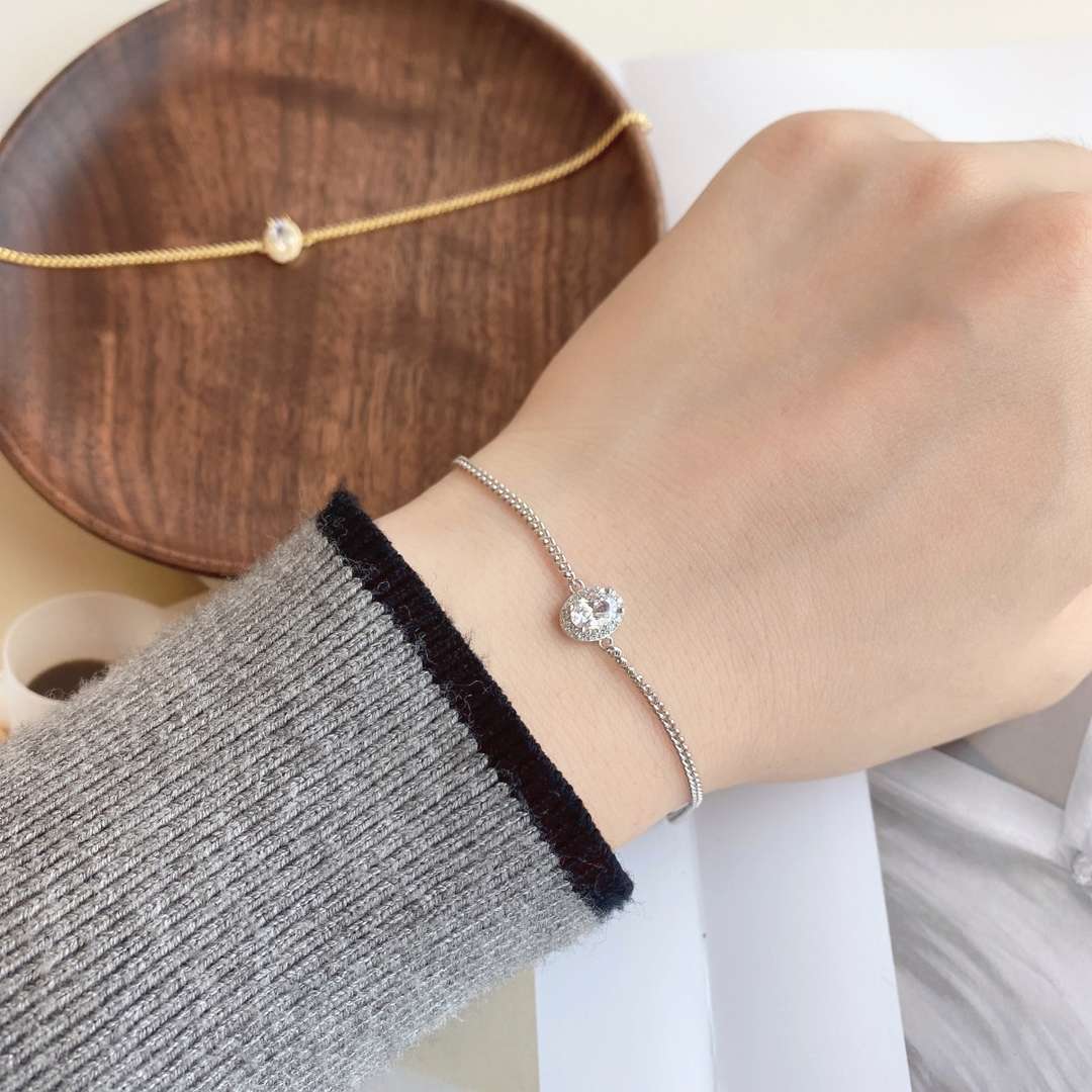 [Am jewelry]Exquisite Oval Shape Bracelet
