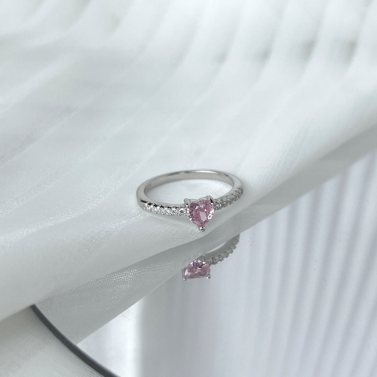 [Am jewelry]0.5 Carat CaratEternity Charming Heart Shape Lover Ring