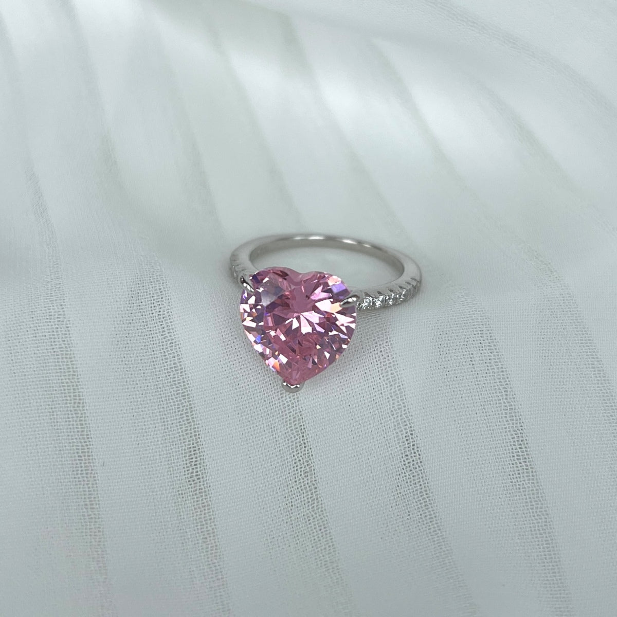 [Am jewelry]6.0 Carat Luxurious Sparkling Romantic Heart Cut Lover Ring