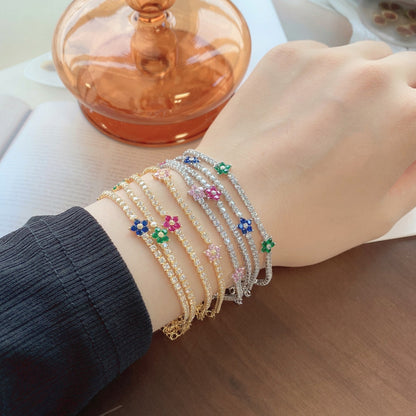 [Am jewelry]Sparkling Flower Shape Tennis Bracelet
