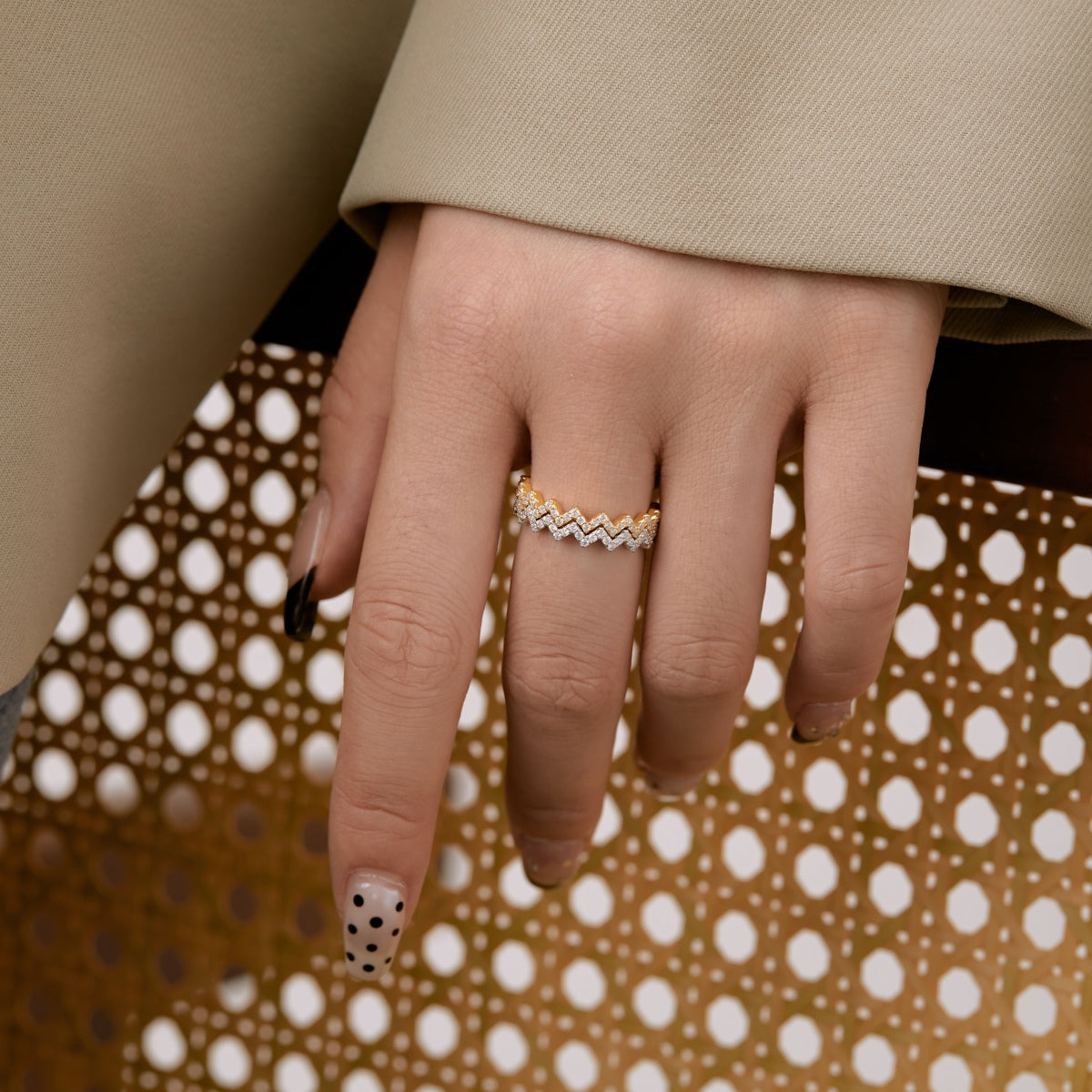 [Am jewelry]Delicate Enchanting Wave Shape Daily Ring