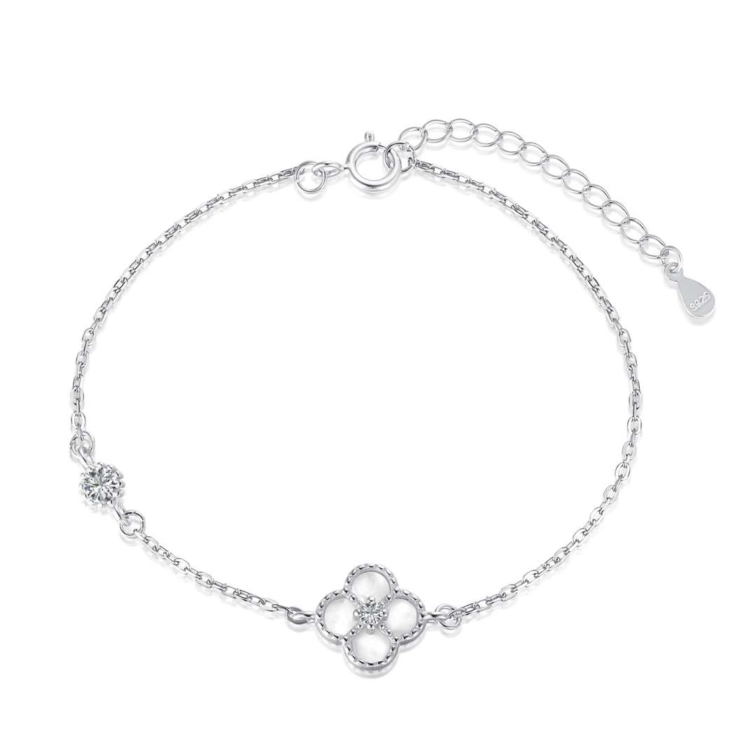 [Am jewelry]Delicate Four Leaf Clover Bracelet