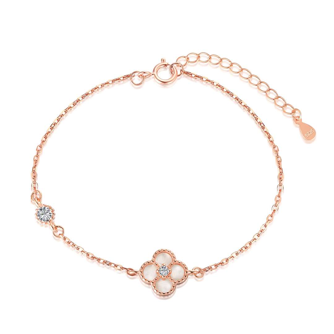 [Am jewelry]Delicate Four Leaf Clover Bracelet