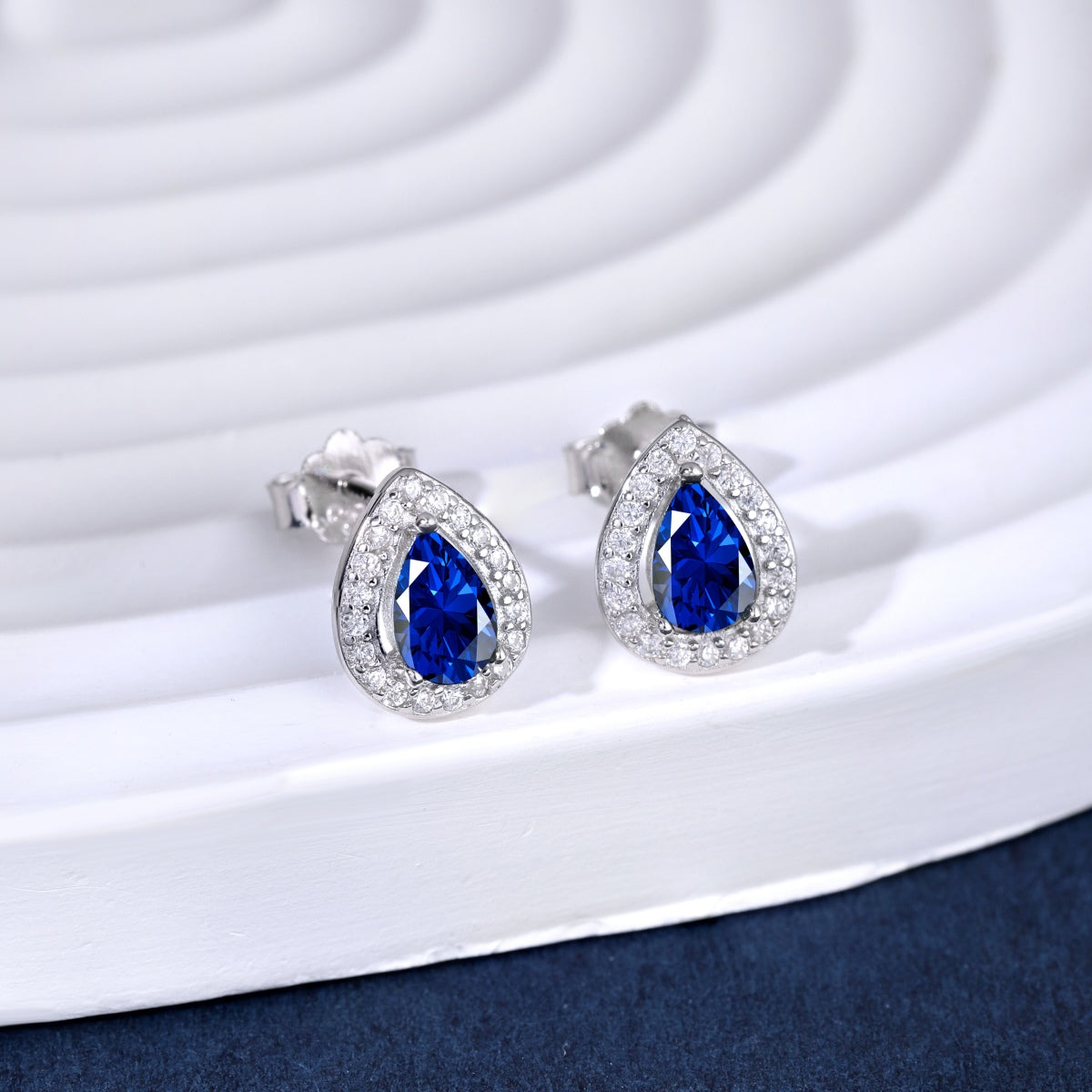 [Am jewelry]Luxurious Water Drop Shape Earrings