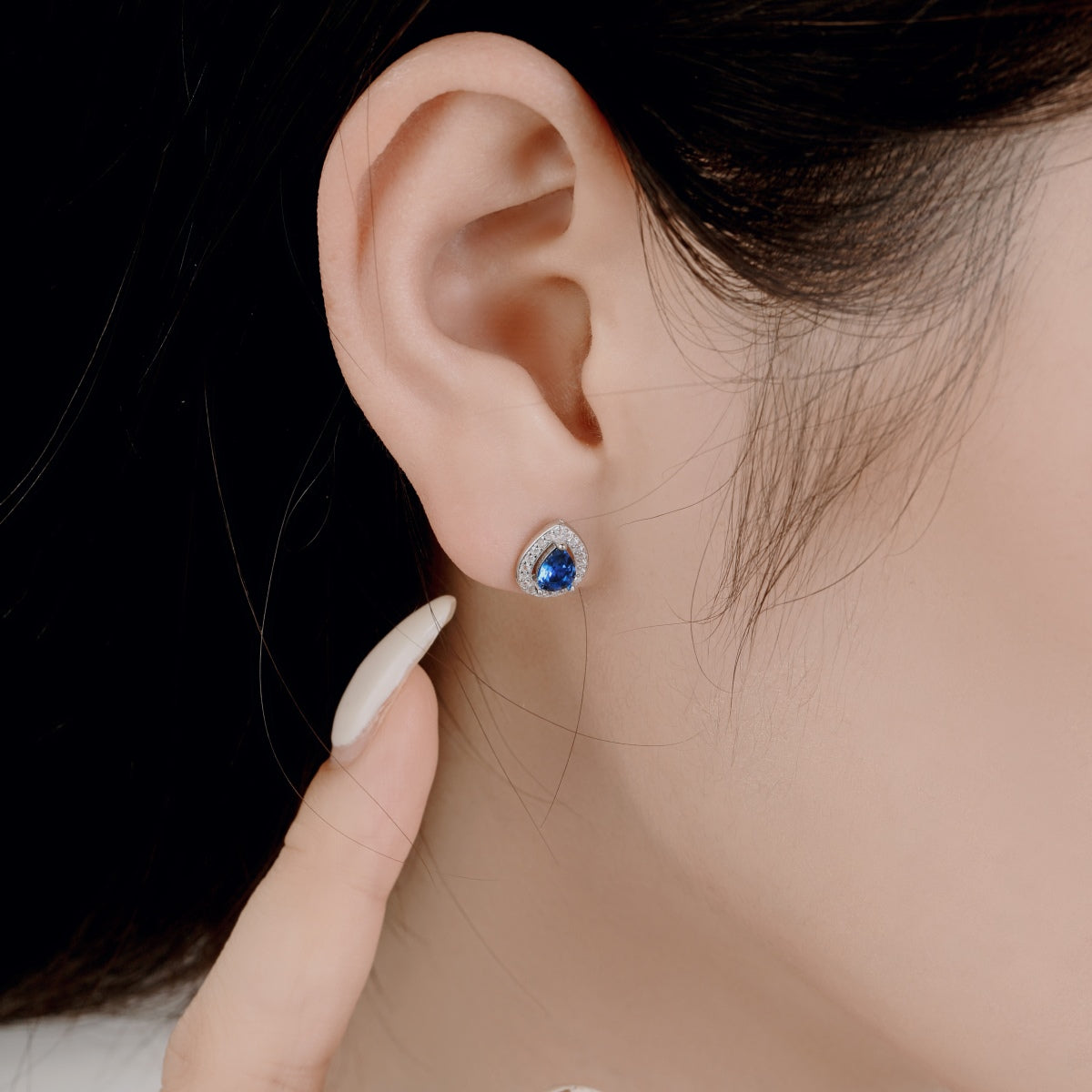 [Am jewelry]Luxurious Water Drop Shape Earrings