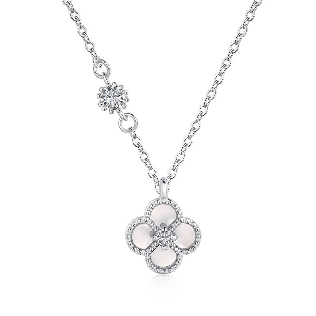 [Am jewelry]Delicate Flower Shape Necklace