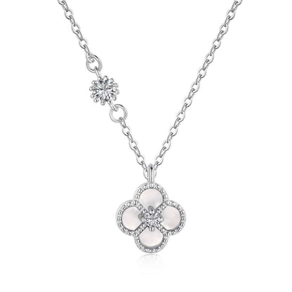 [Am jewelry]Delicate Flower Shape Necklace