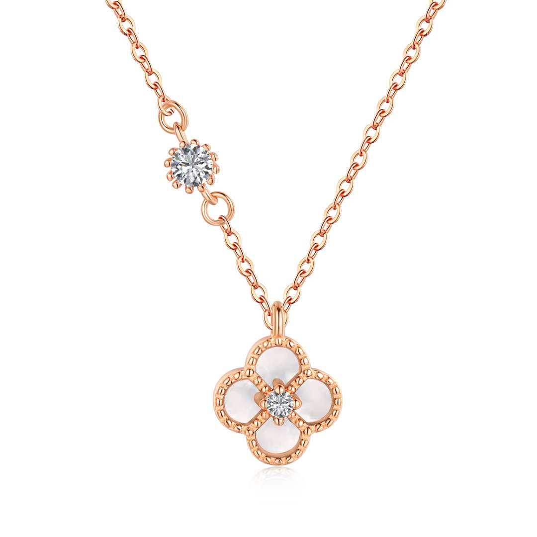 [Am jewelry]Delicate Flower Shape Necklace