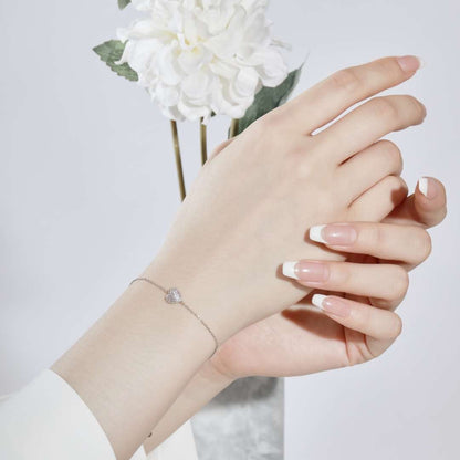 [Am jewelry]Heart-Shaped Gentle and Versatile Bracelet