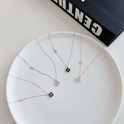 [Am jewelry]Delicate Flower Shape Necklace