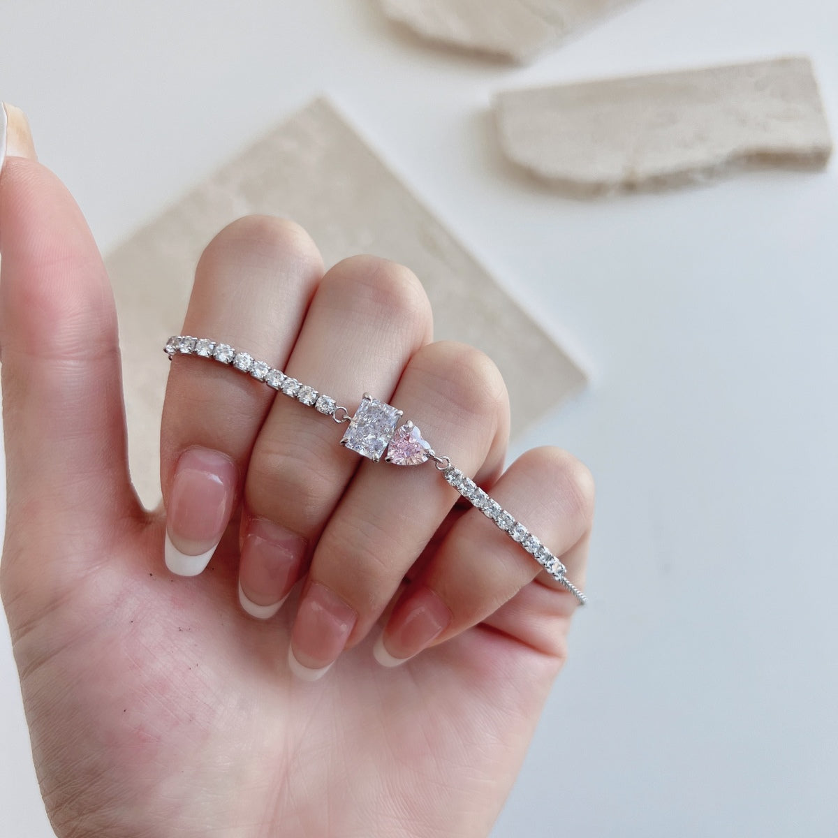 [Am jewelry]Dazzling Unique Multi Shape Lover Bracelet